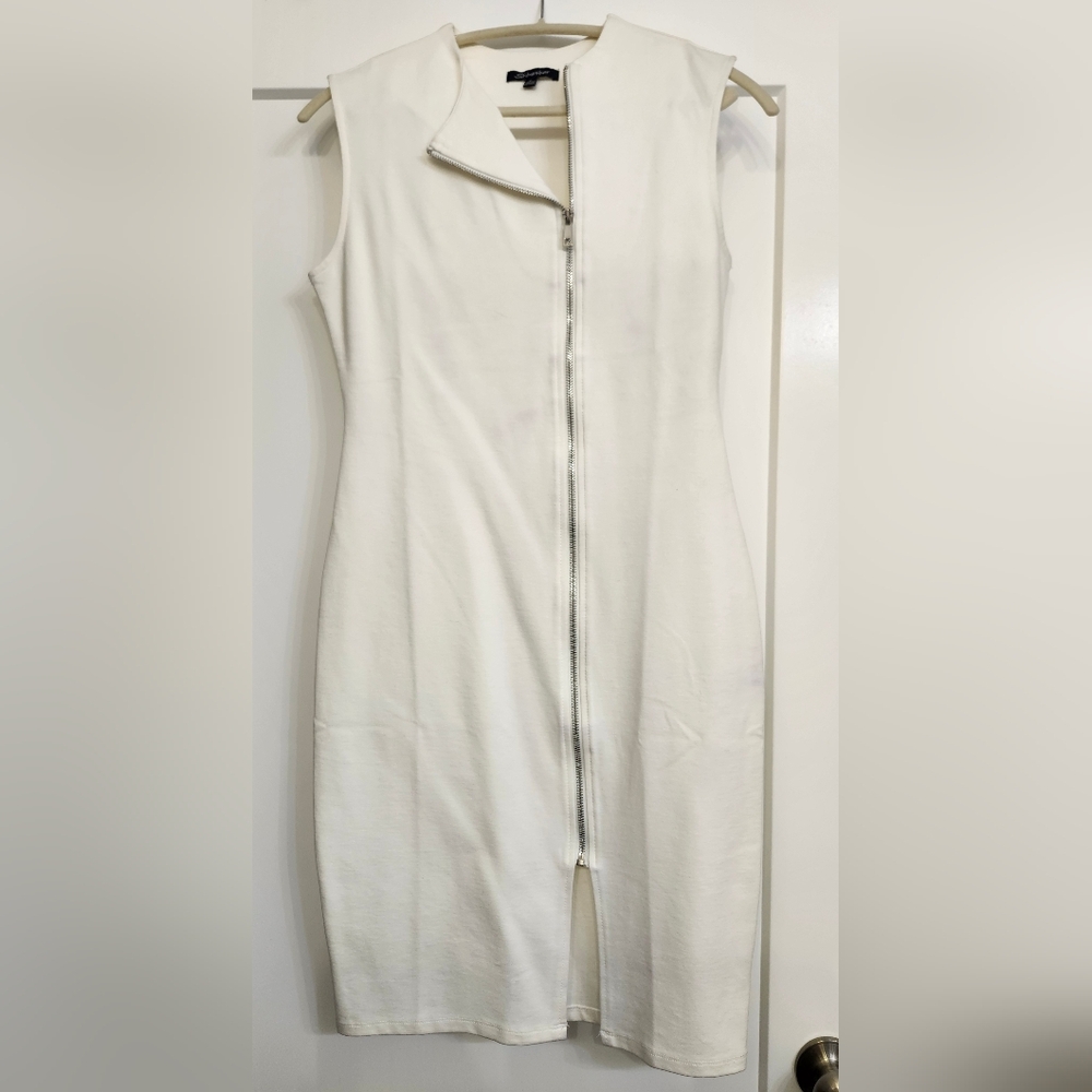 Shinestar White Zipper Dress